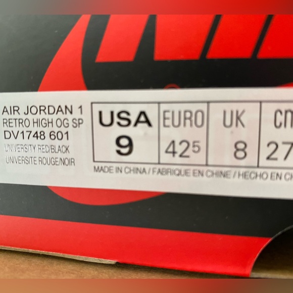 Sold on different site - Air Jordan 1 "Next Chapter" - Picture 6 of 6